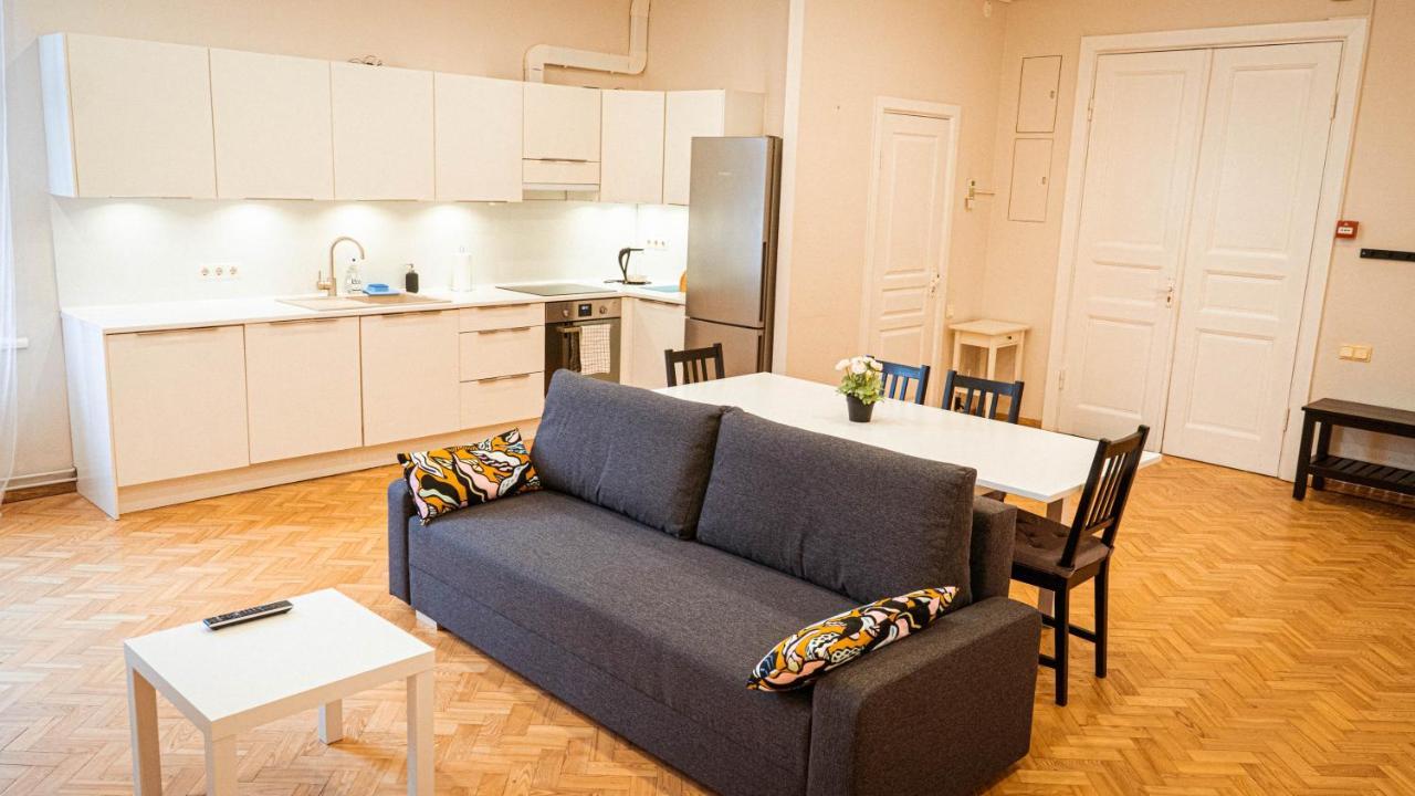 Holberg Apartment Riga Esterno foto
